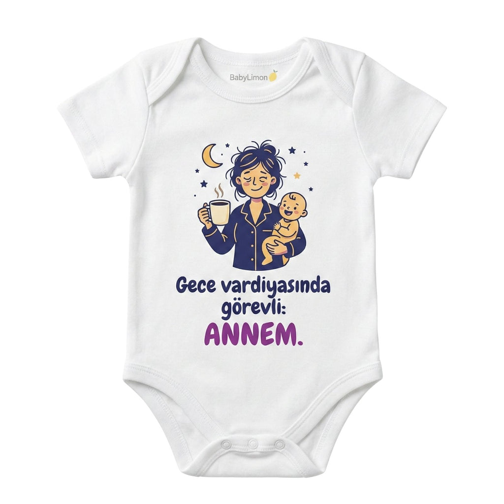 Gece Vardiyasında Görevli Annem Baskılı Bebek Zıbını, Beyaz, Kısa Kollu