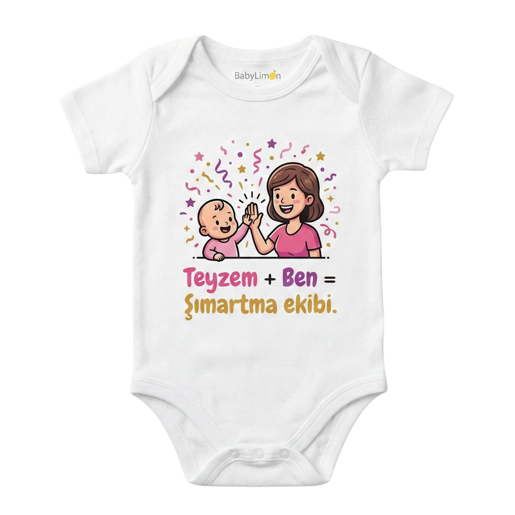 Teyzem Ben Şımartma Ekibi Baskılı Bebek Zıbını, Beyaz, Kısa Kollu Body